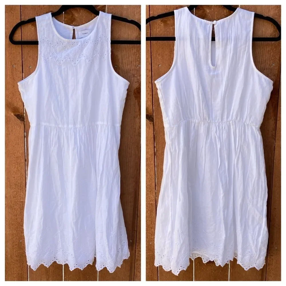 Old Navy White‎ Sleeveless Dress